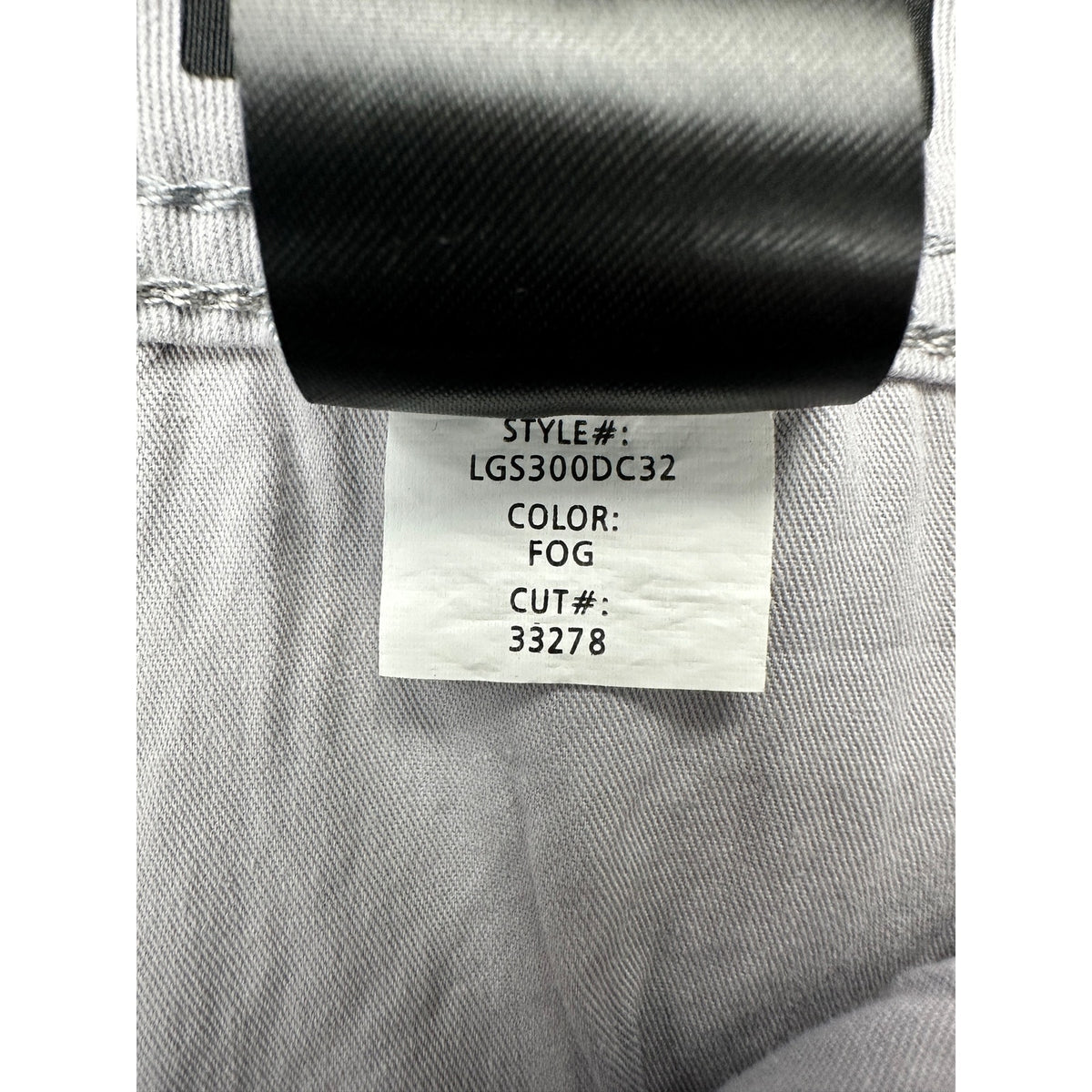 Liverpool Kingston Modern Straight Chino Jeans — Size 40x32 // Preowned