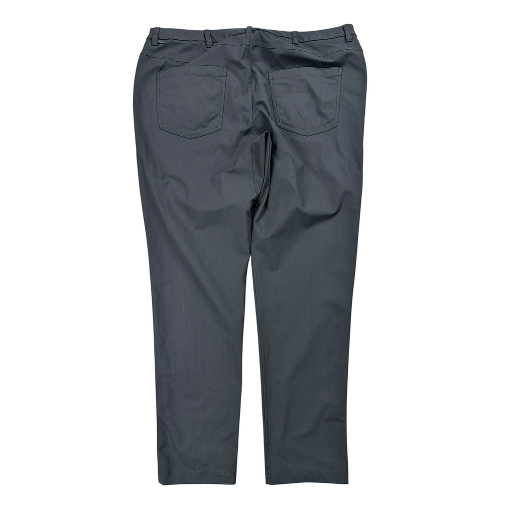 Lululemon ABC Slim Fit Warpstreme 5 Pocket Pants in Black — Size 42 // Preowned