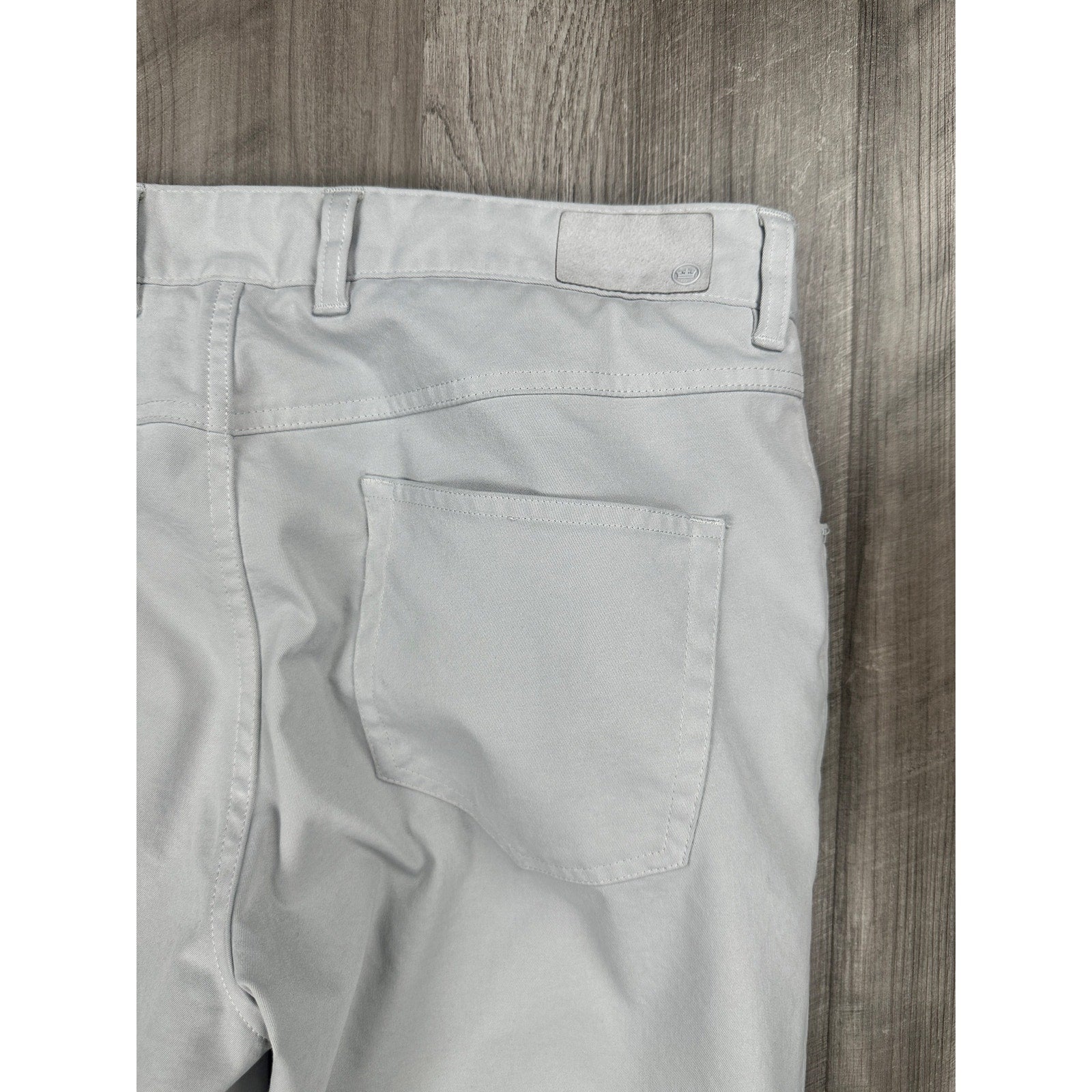 Peter Millar eb66 Performance 5 Pocket Pants in British Grey — Size 33x32 // Preowned