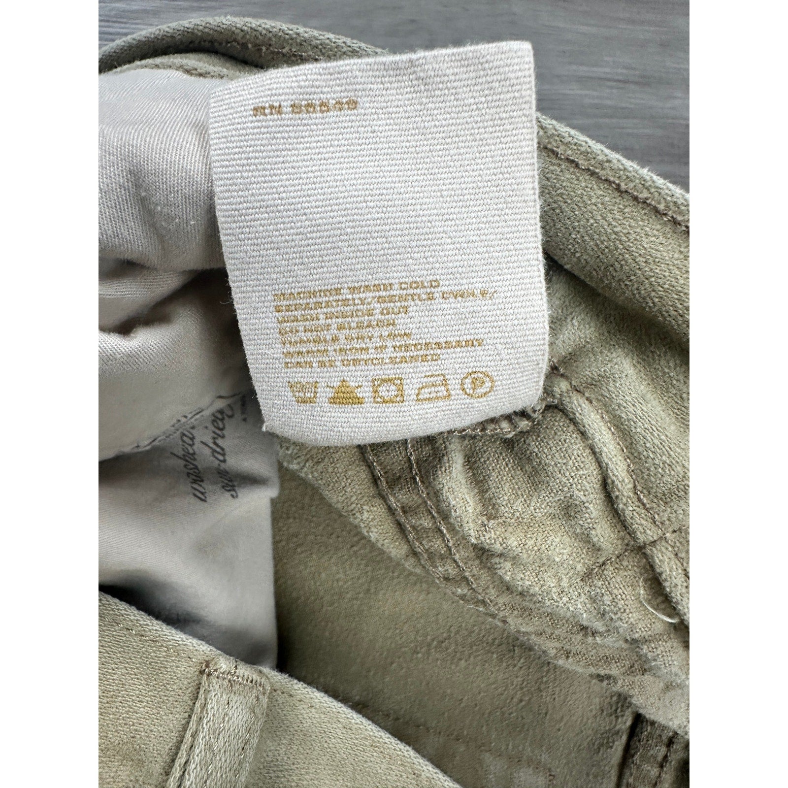 Indigo Palms (by Tommy Bahama) Classic Fit Sueded Brush Twill Cotton Chino Jeans in Tan — Size 35 // Preowned