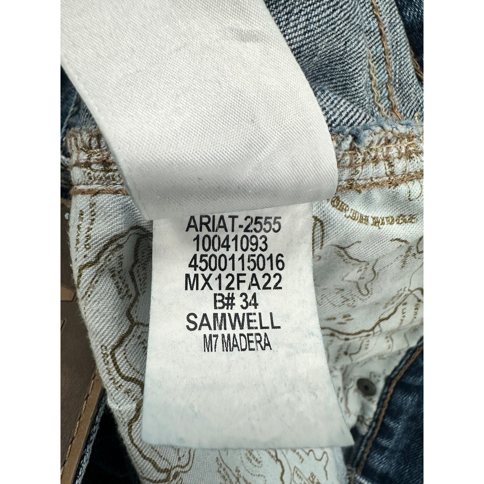 Ariat M7 Madera Slim Straight Leg Samwell Jean — Size 36x32 // Preowned