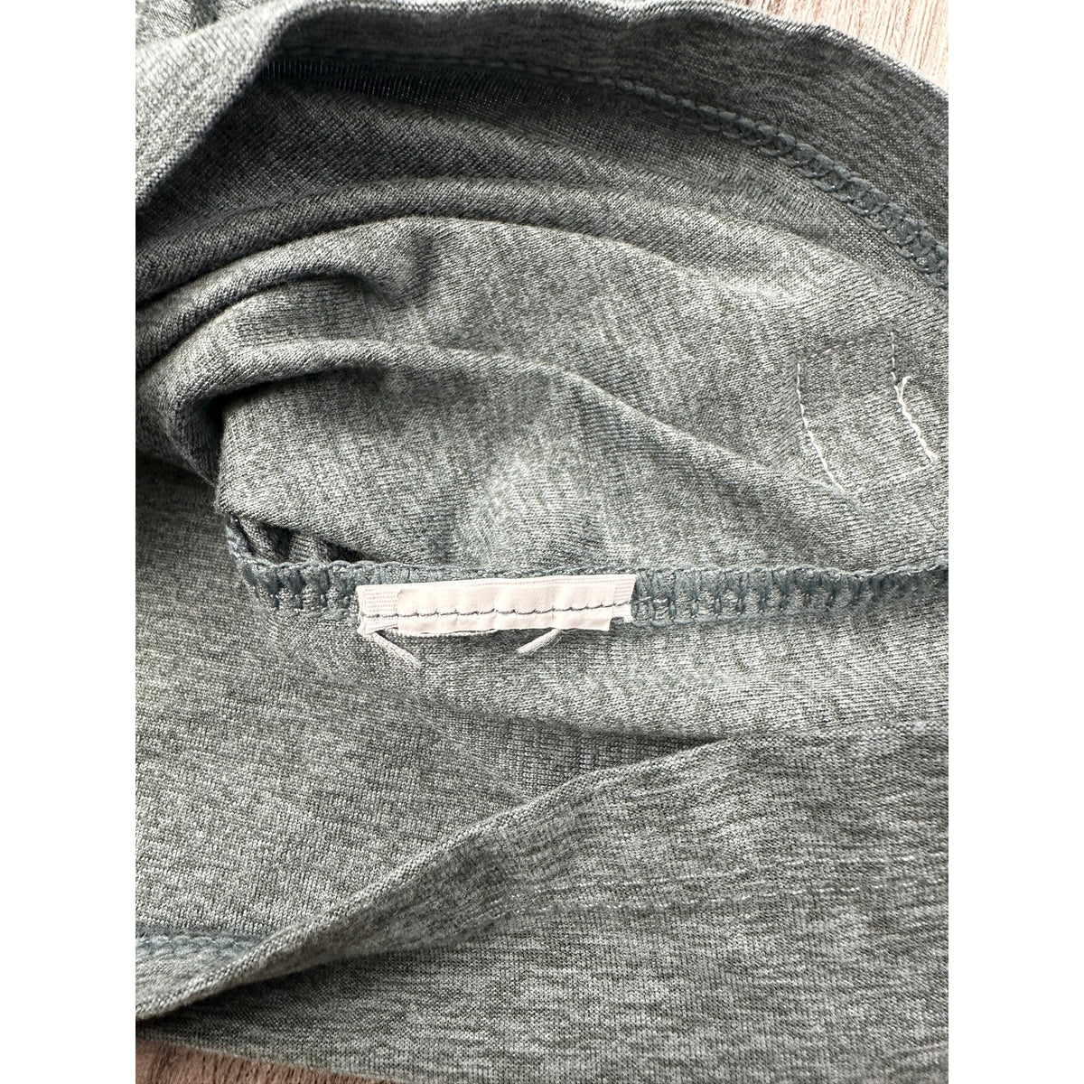 Vuori Strato Tech Polo — Size Small // Preowned