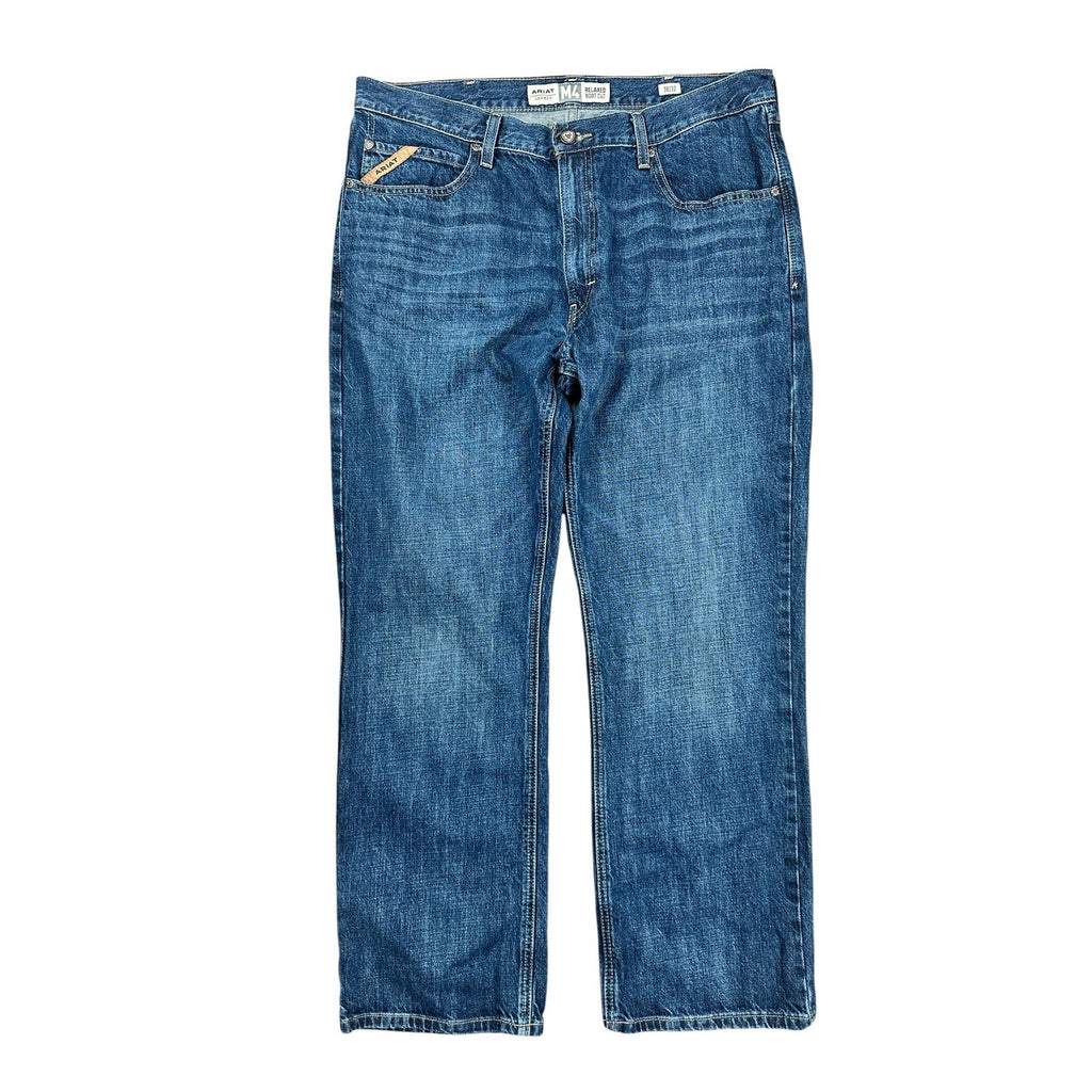 Ariat M4 Low Rise Legacy Boot Cut Jean in Roadhouse — 38x32 // Preowned
