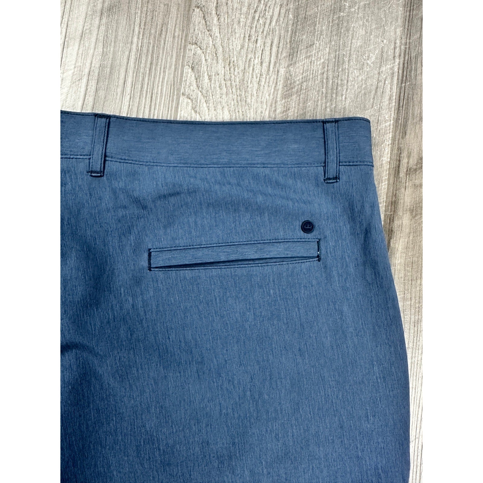 Peter Millar Shackleford Classic Fit Performance Golf Shorts in Navy — Size 40