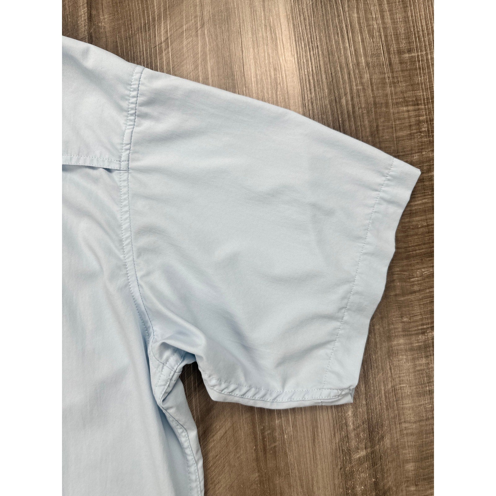 Poncho Regular Fit Western Performance Short Sleeve Pearl Snap Button Down in Light Blue — Size Large // Preowned