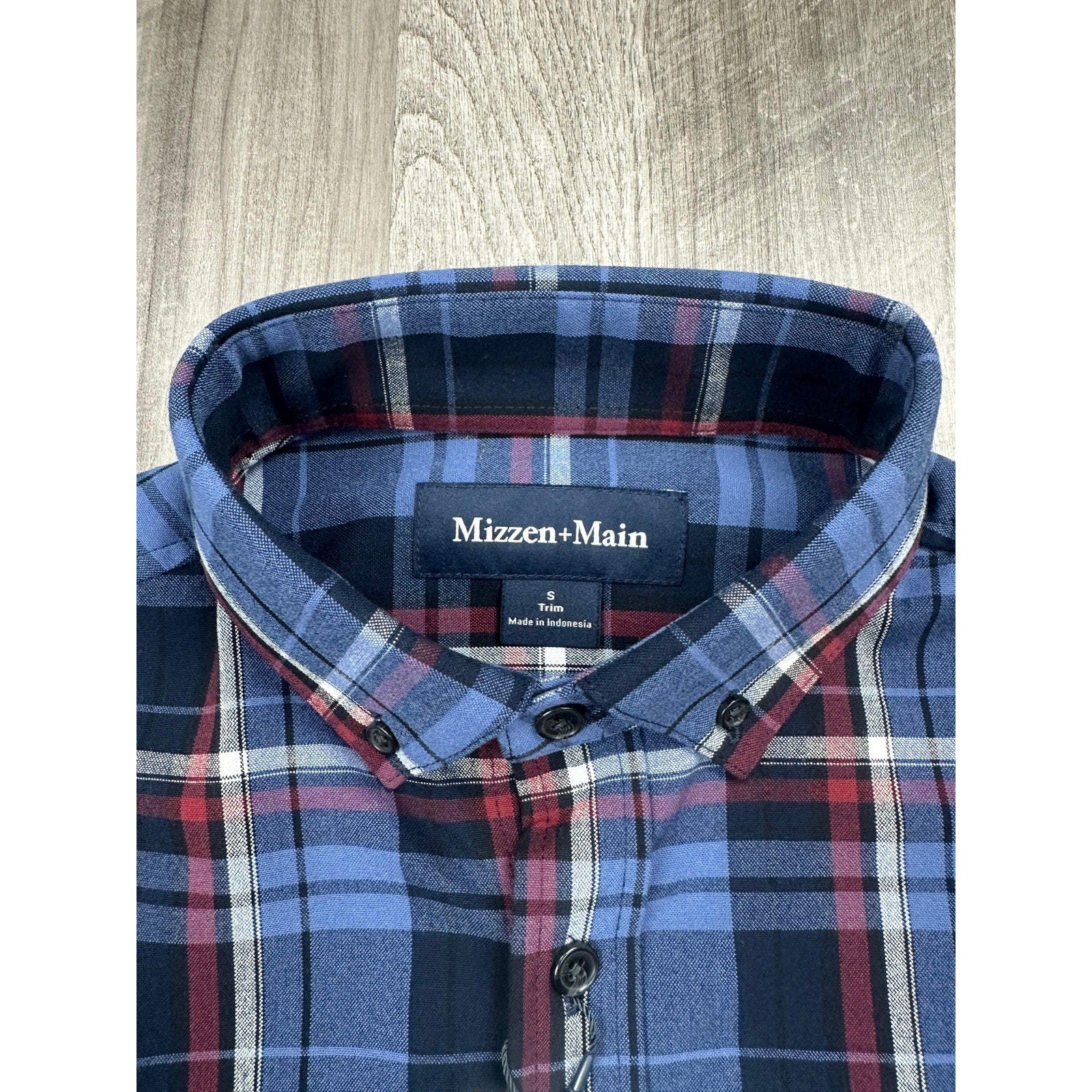 Mizzen+Main City Flannel Plaid Trim Fit Long Sleeve Button Down in Dark Blue — Size Small
