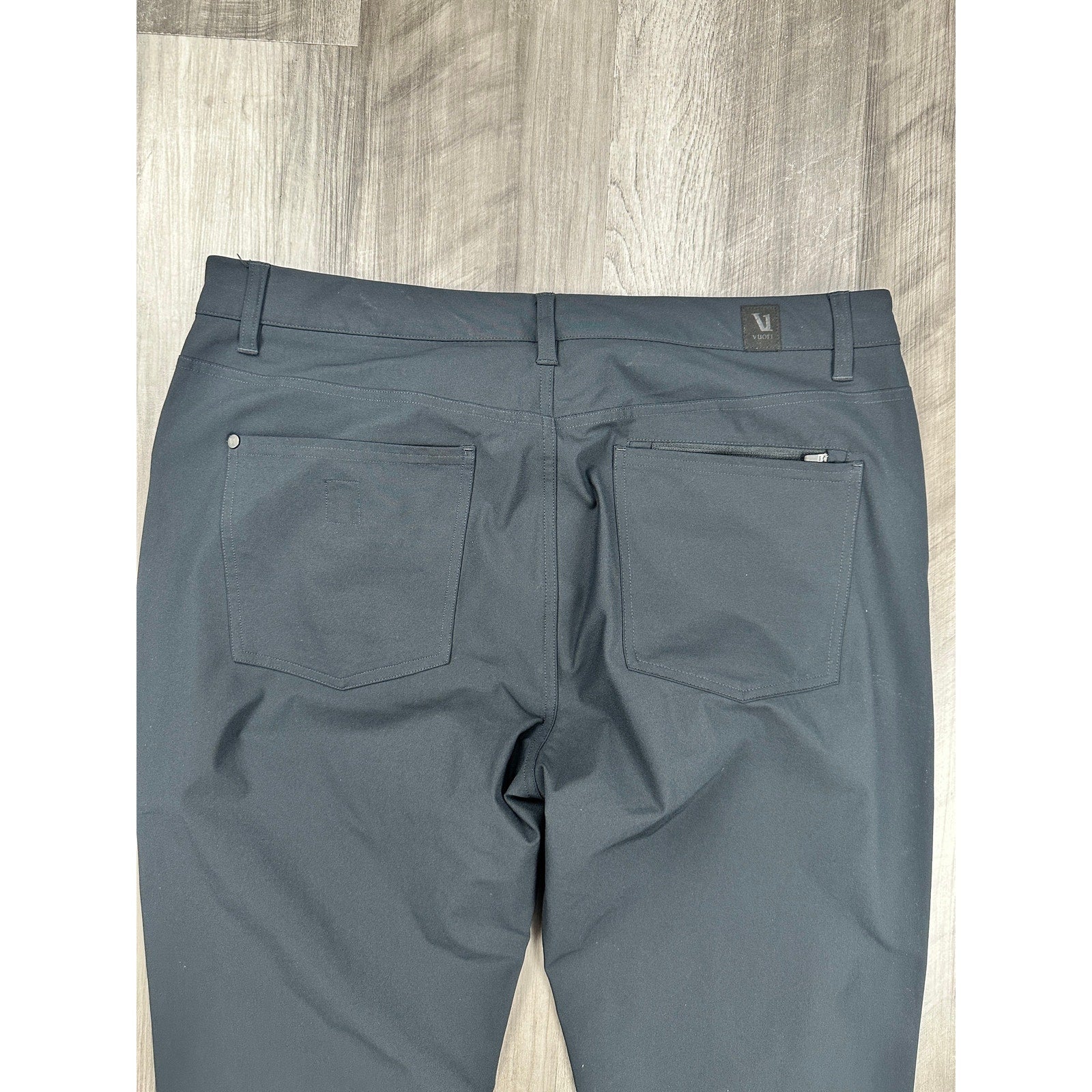 Vuori Meta Five Pocket Performance Pants in Black — Size 36