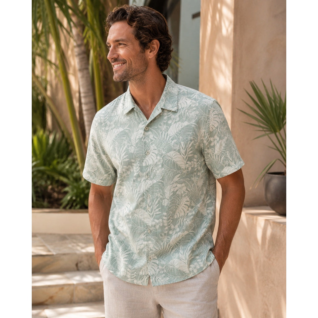 Tommy Bahama Hawaiian Floral Cotton Short Sleeve Camp Shirt in Natural Mint — Size Medium