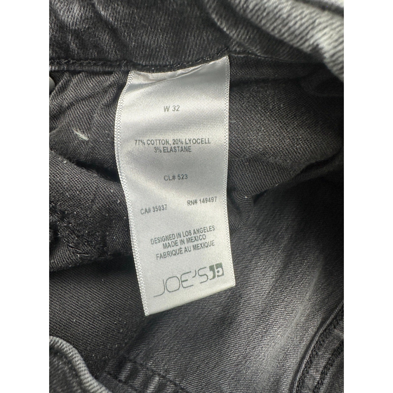 Joe's Jeans Slim Fit Jeans in Chase Washed Black — Size 32 // Preowned