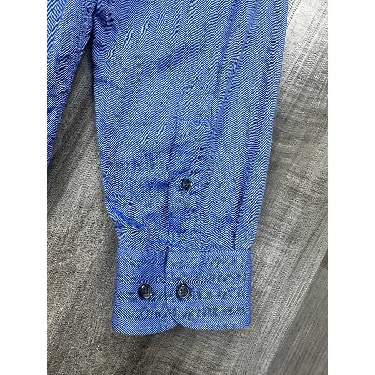 Cutter & Buck Kentucky Wildcats Herringbone Long Sleeve Button Down Shirt — Size Medium // Preowned