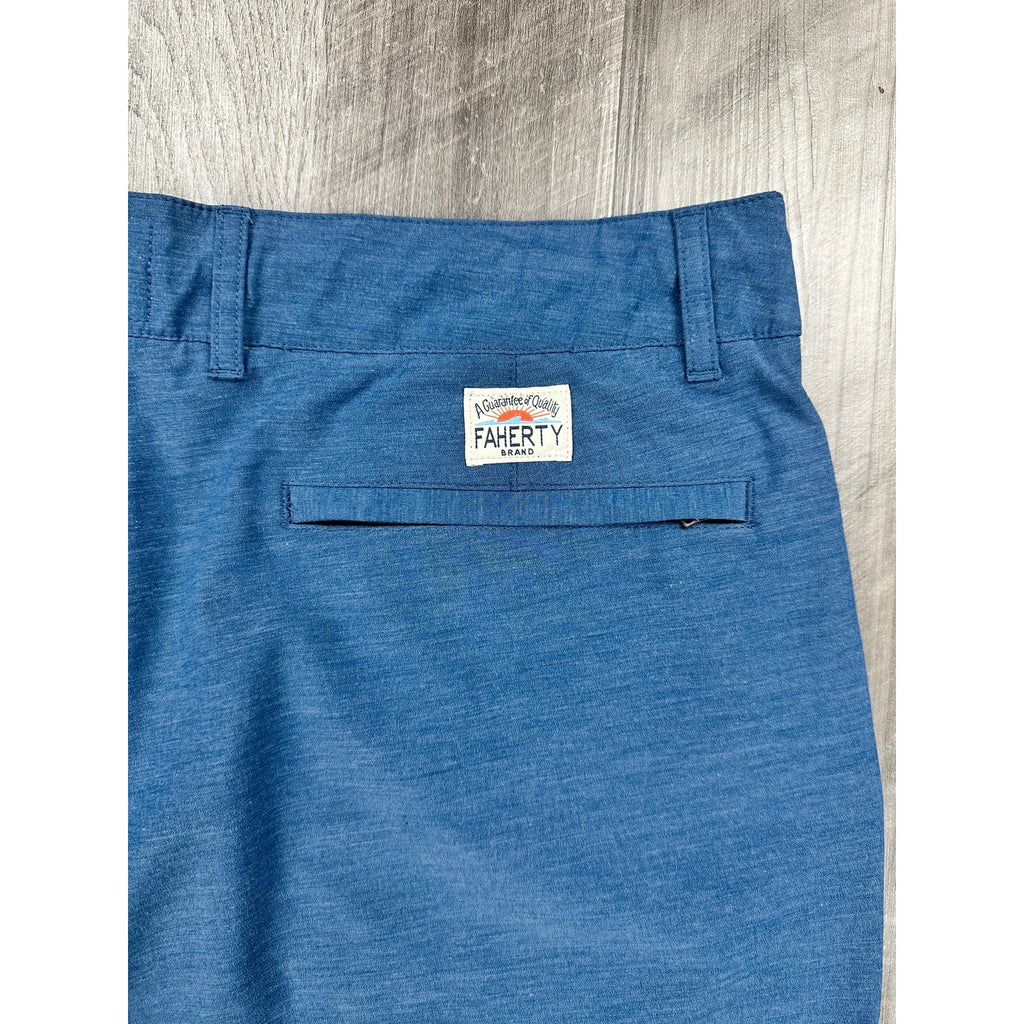 Faherty All Day Performance Shorts in Blue — Size 35 // Preowned