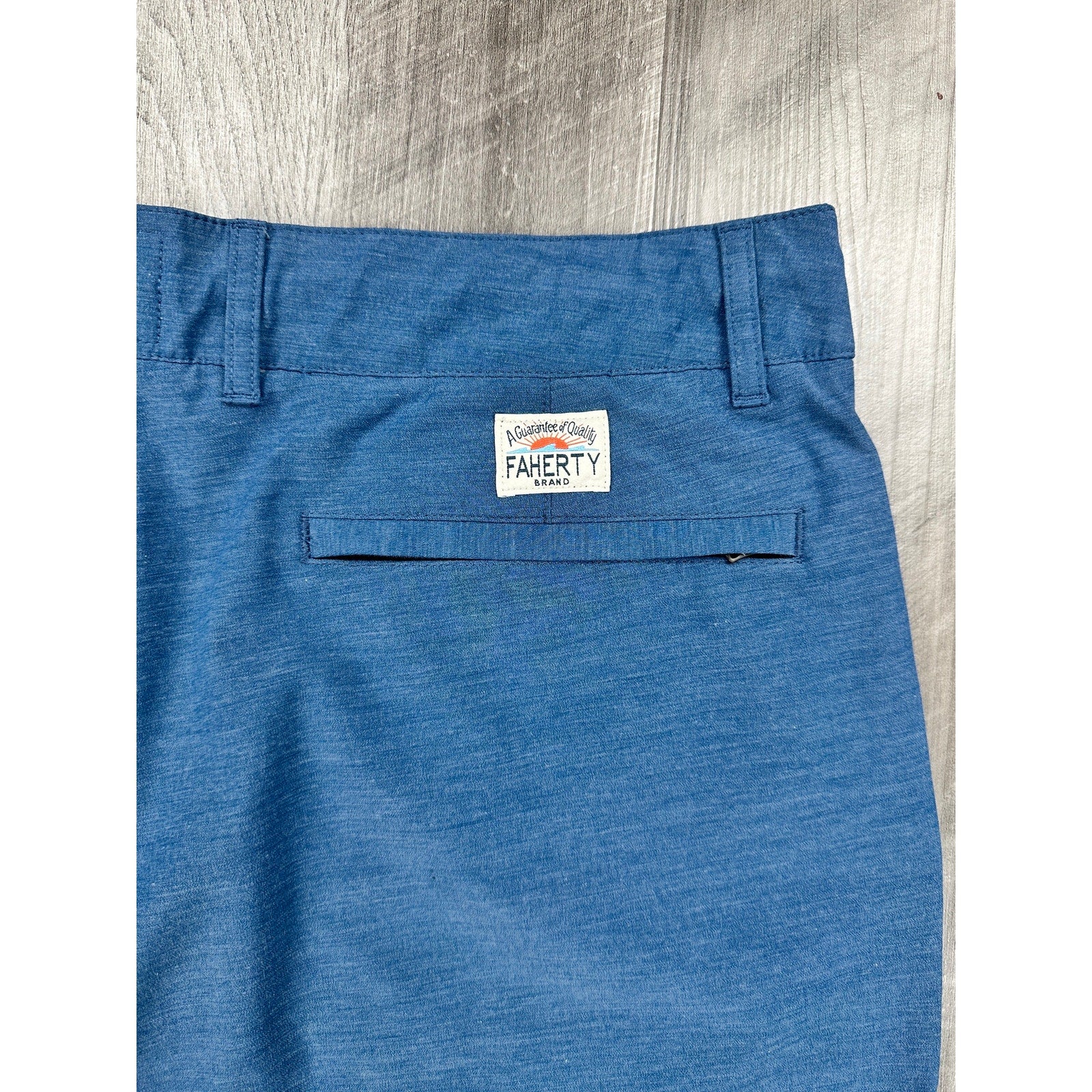 Faherty All Day Performance Shorts in Blue — Size 35 // Preowned