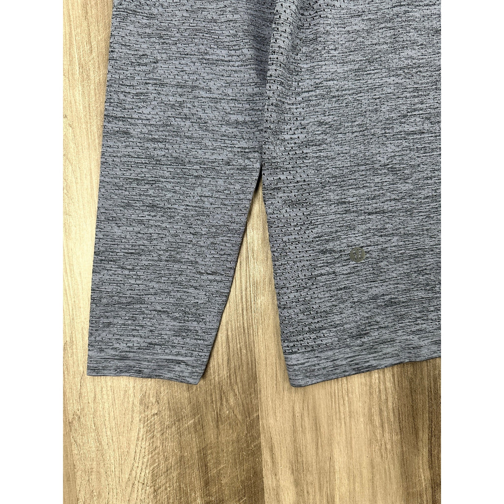 Lululemon Metal Vent Tech Half Zip Pullover in Heather Blue — Size Large // Preowned