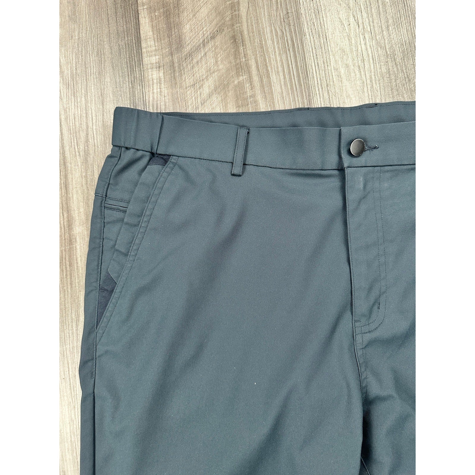 Jack Archer Jetsetter Tech Commuter Pants in Deep Blue — Size 36x30 // Preowned