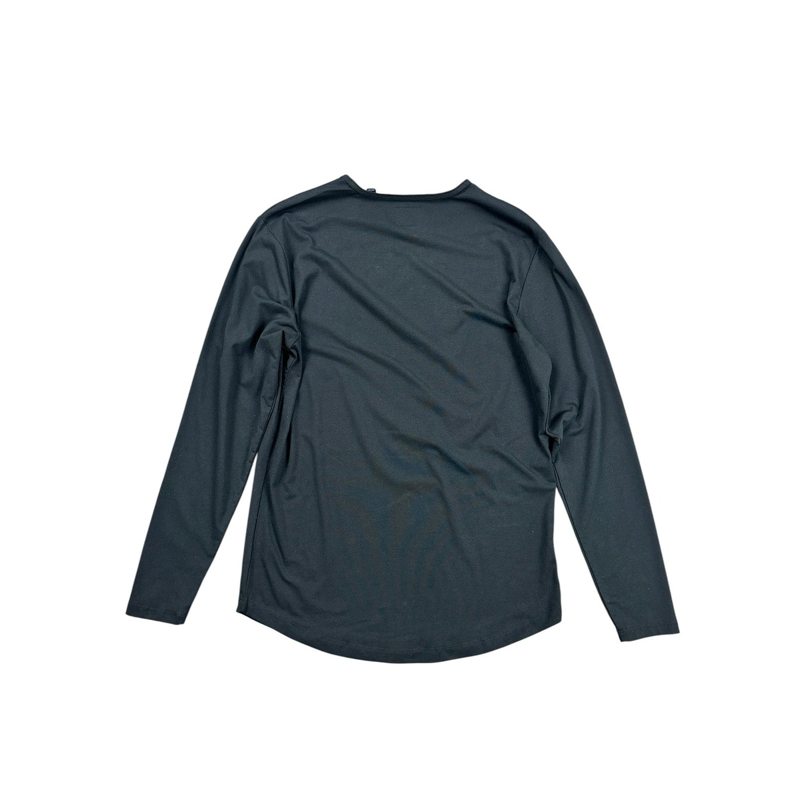 Cuts Clothing AO Crew Neck Long Sleeve Curve Hem Tee in Black — Size Medium // Preowned