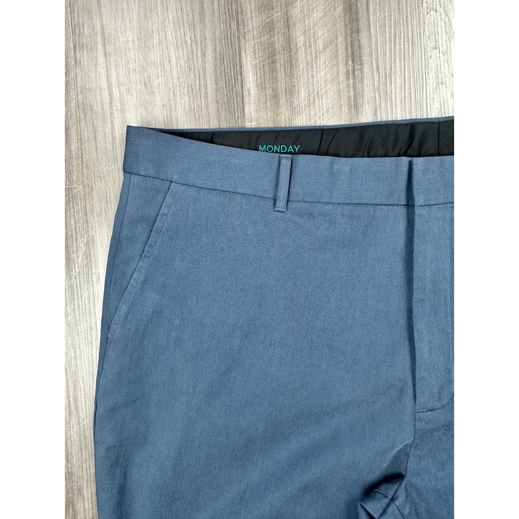 Bonobos Weekday Warrior Monday Slim Taper Chino Dress Pants in Navy — Size 46x32