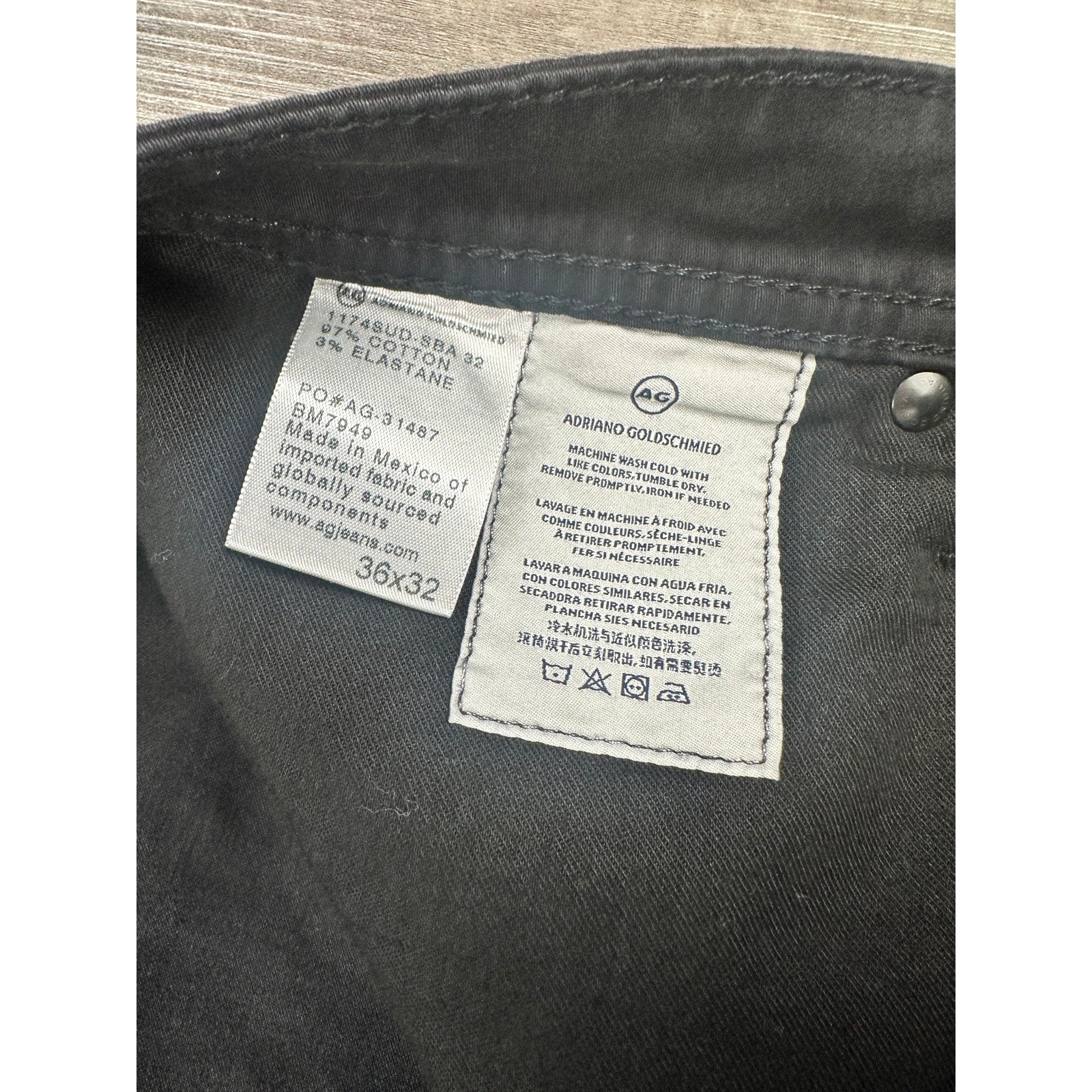 AG Adriano Goldschmied The Graduate Tailored Leg Pant in Super Black — 36x32