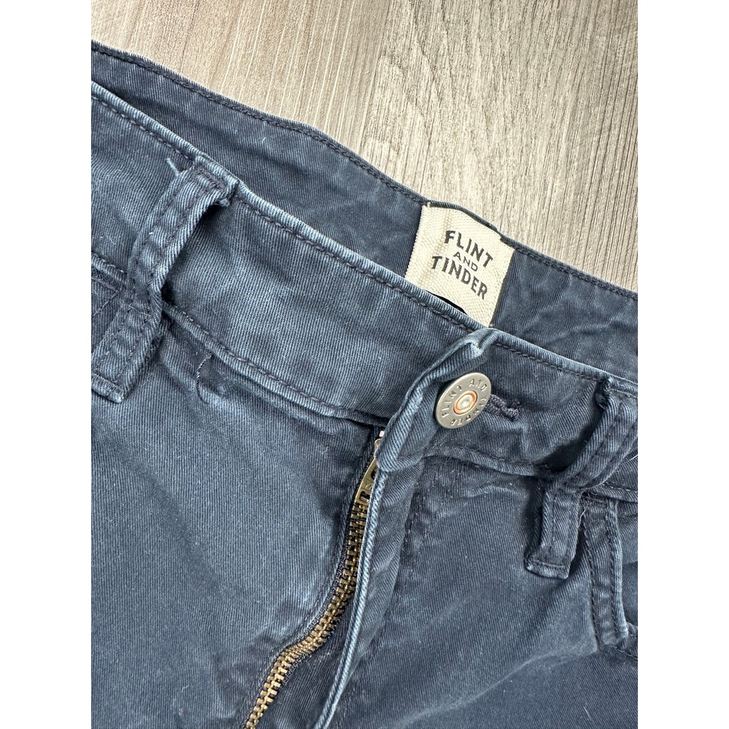 Flint & Tinder Straight Fit 5 Pocket Chino Pants in Navy — Size 31x30 // Preowned