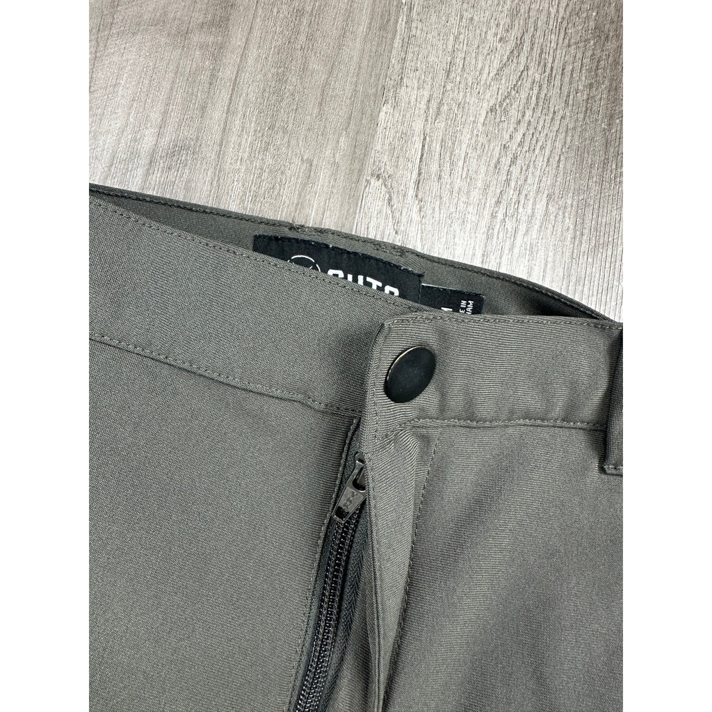 Cuts Clothing AO Slim Fit Joggers in Sage Gray — Size Medium // Preowned