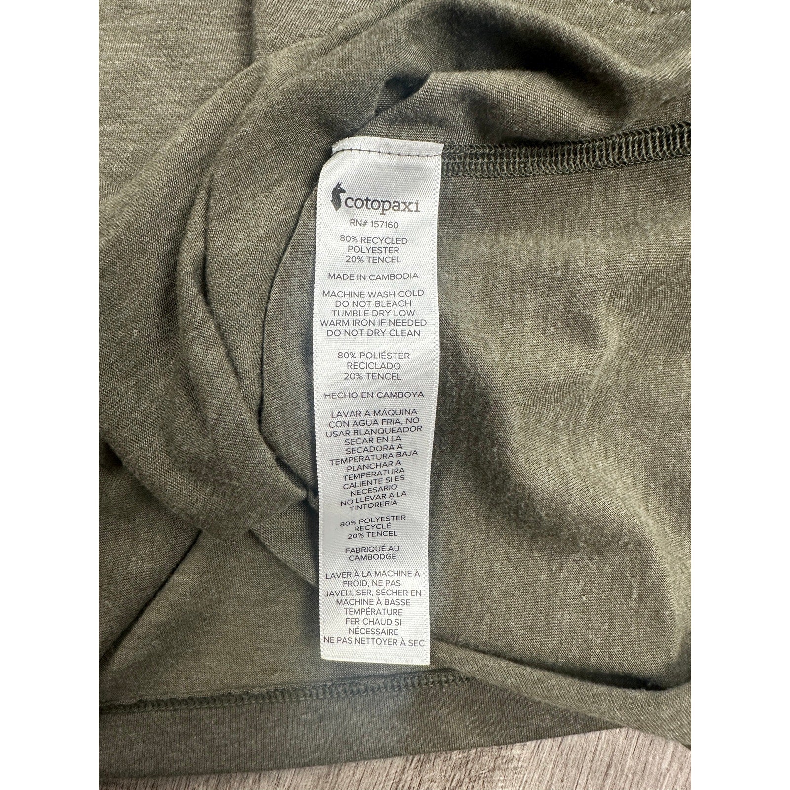 Cotopaxi Paseo Travel Pocket Tee in Olive Green — Size Medium // Preowned