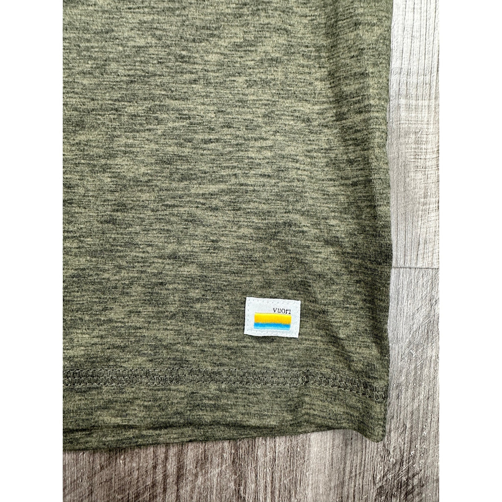 Vuori Ease Performance Long Sleeve Henley in Heather Olive — Size XL // Preowned