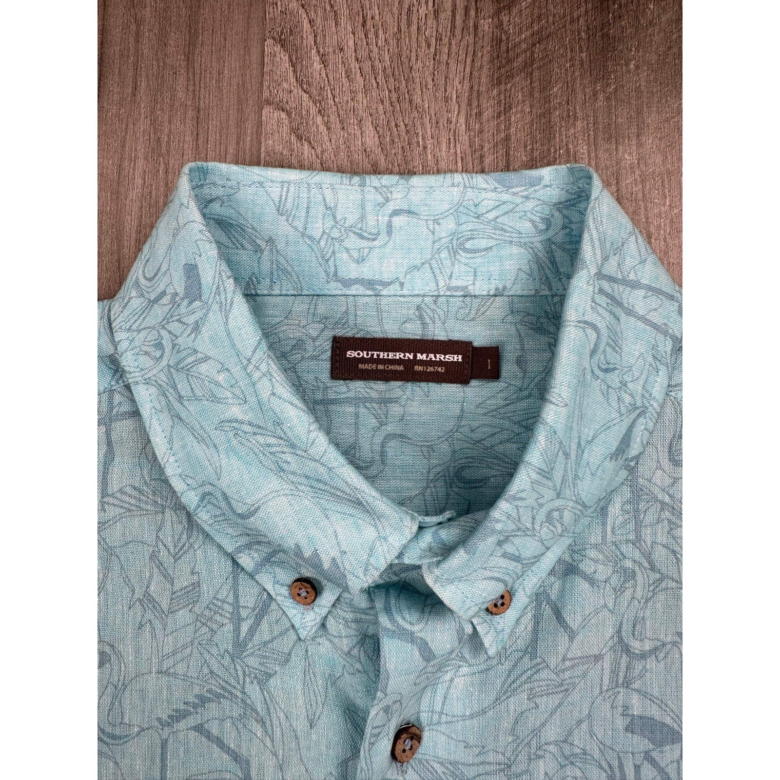 Southern Marsh Flamingos Linen Blend Short Sleeve Shirt in Light Blue — Size XL // Preowned