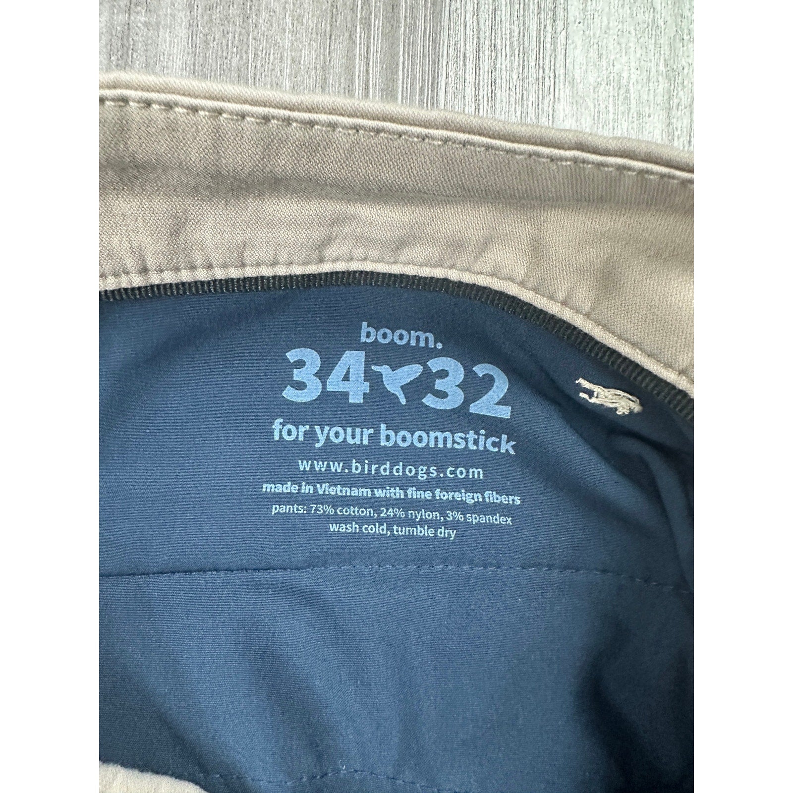 Birddogs Stretch Performance Khakis in Khaki — Size 34x32 // Preowned