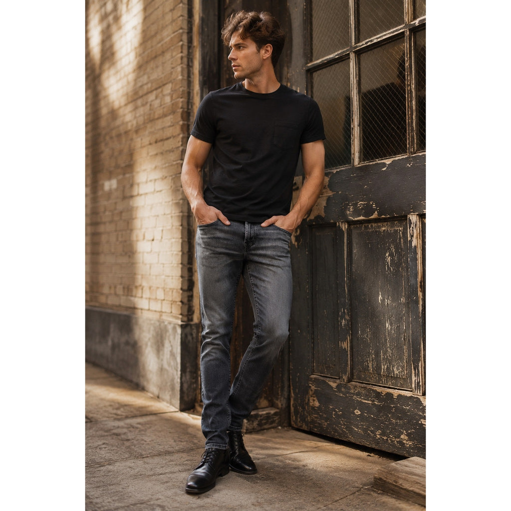 7 For All Mankind Skinny Stretch Jeans in Washed Black — Size 29 // Preowned