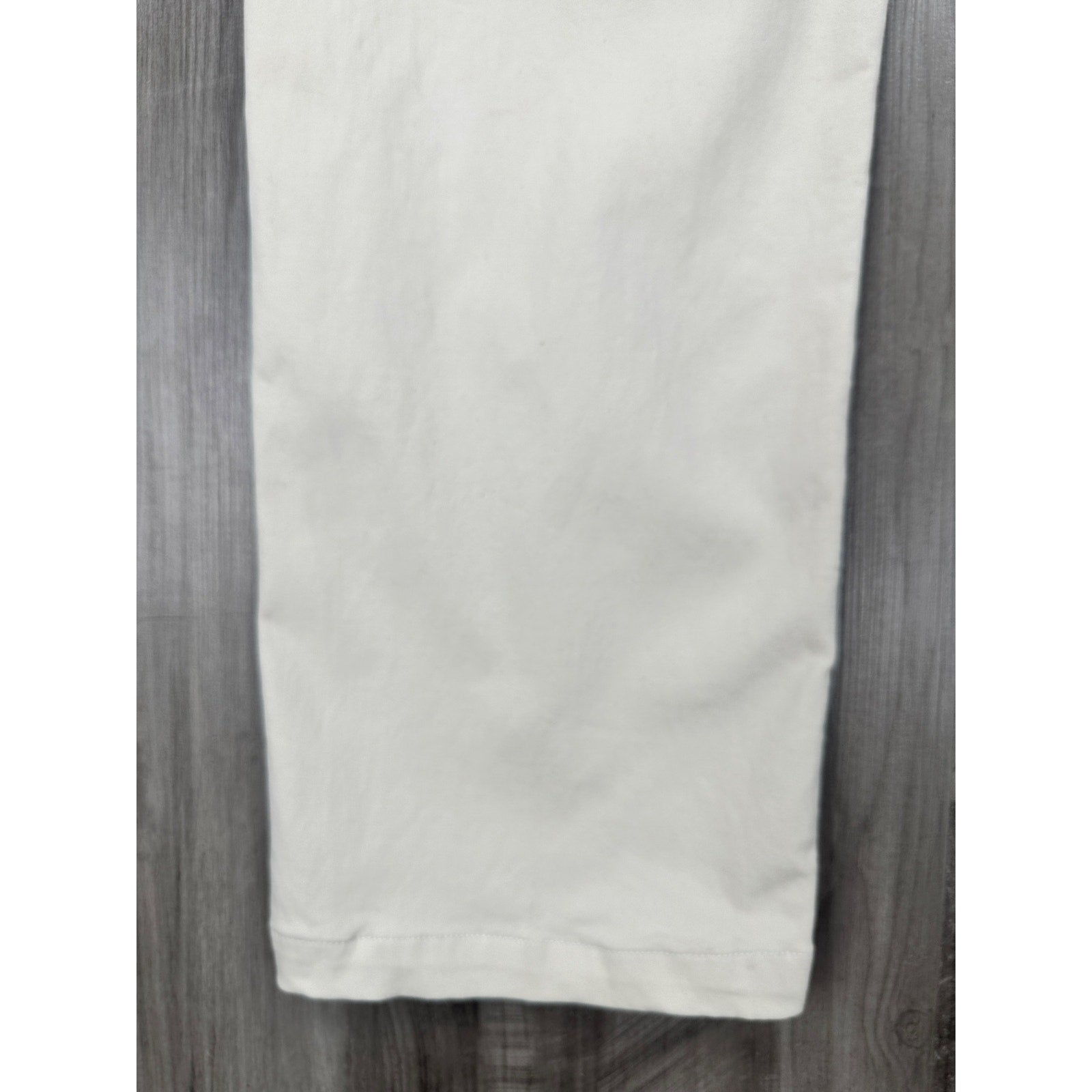Straight Down Clemson Performance Golf Chino Pants in Light Cream — Size 36 // Preowned