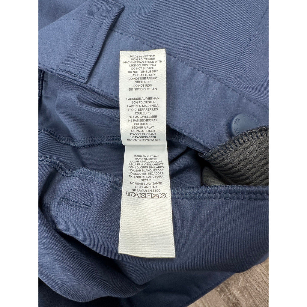 Rhone Commuter 7-Inch Performance Chino Shorts in Navy — Size 35 // Preowned
