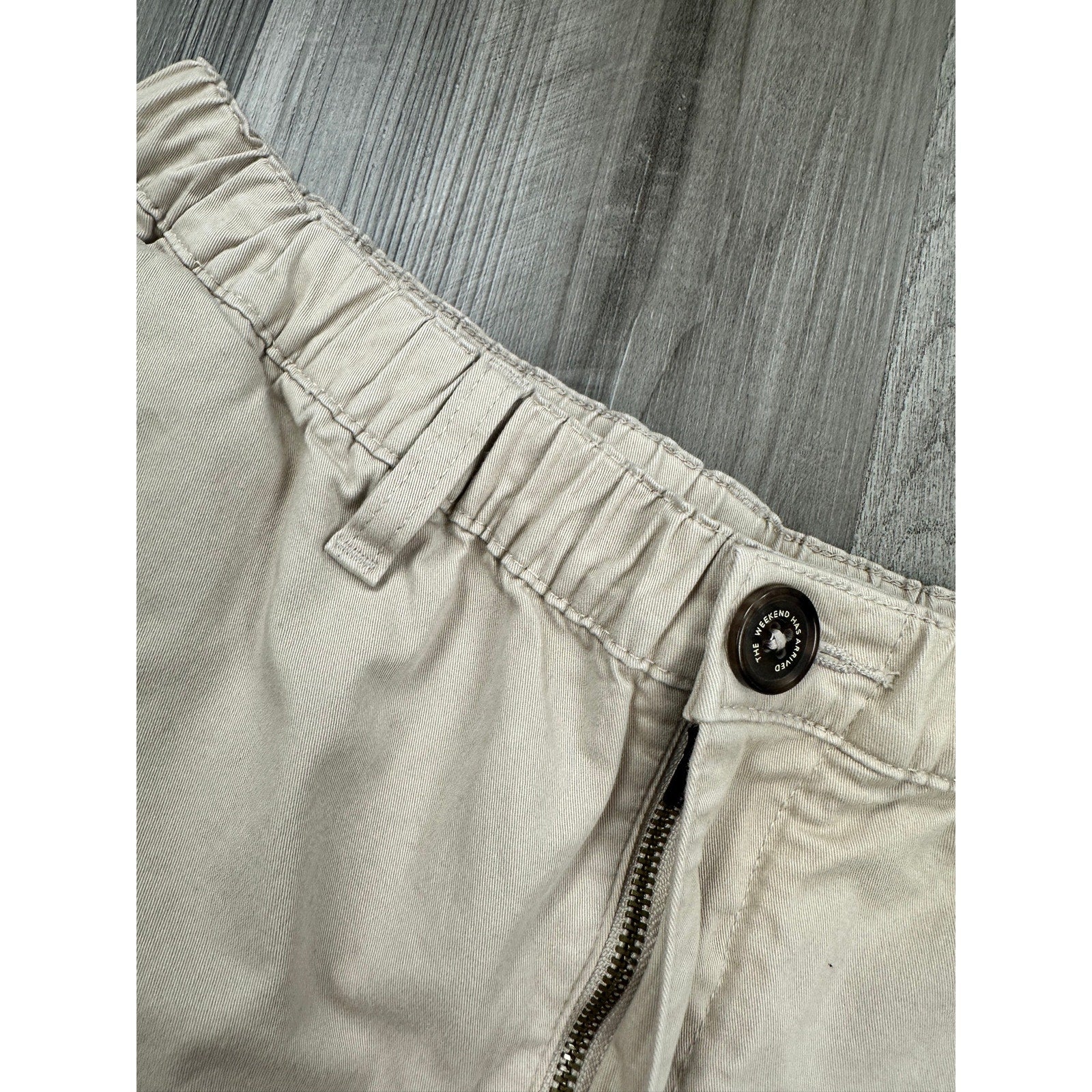 Chubbies 5.5" Originals Stretch Short "The Khakinators" in Khaki — Size Medium // Preowned