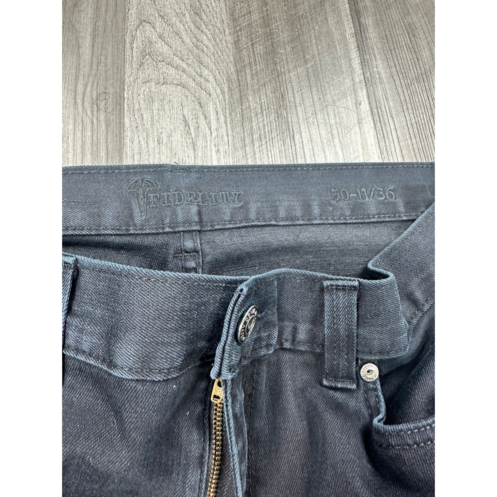 Fidelity Straight Leg Generation Noir Jean in Generation Noir Black — Size 36 // Preowned