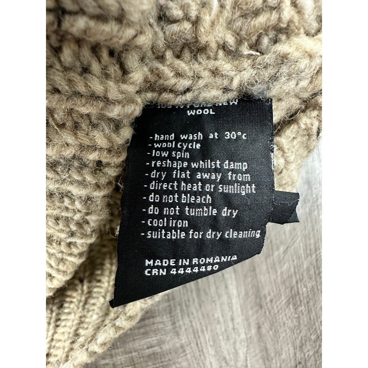 Finisterre Westray Crew Neck Pure New Wool Sweater — Size Small // Preowned