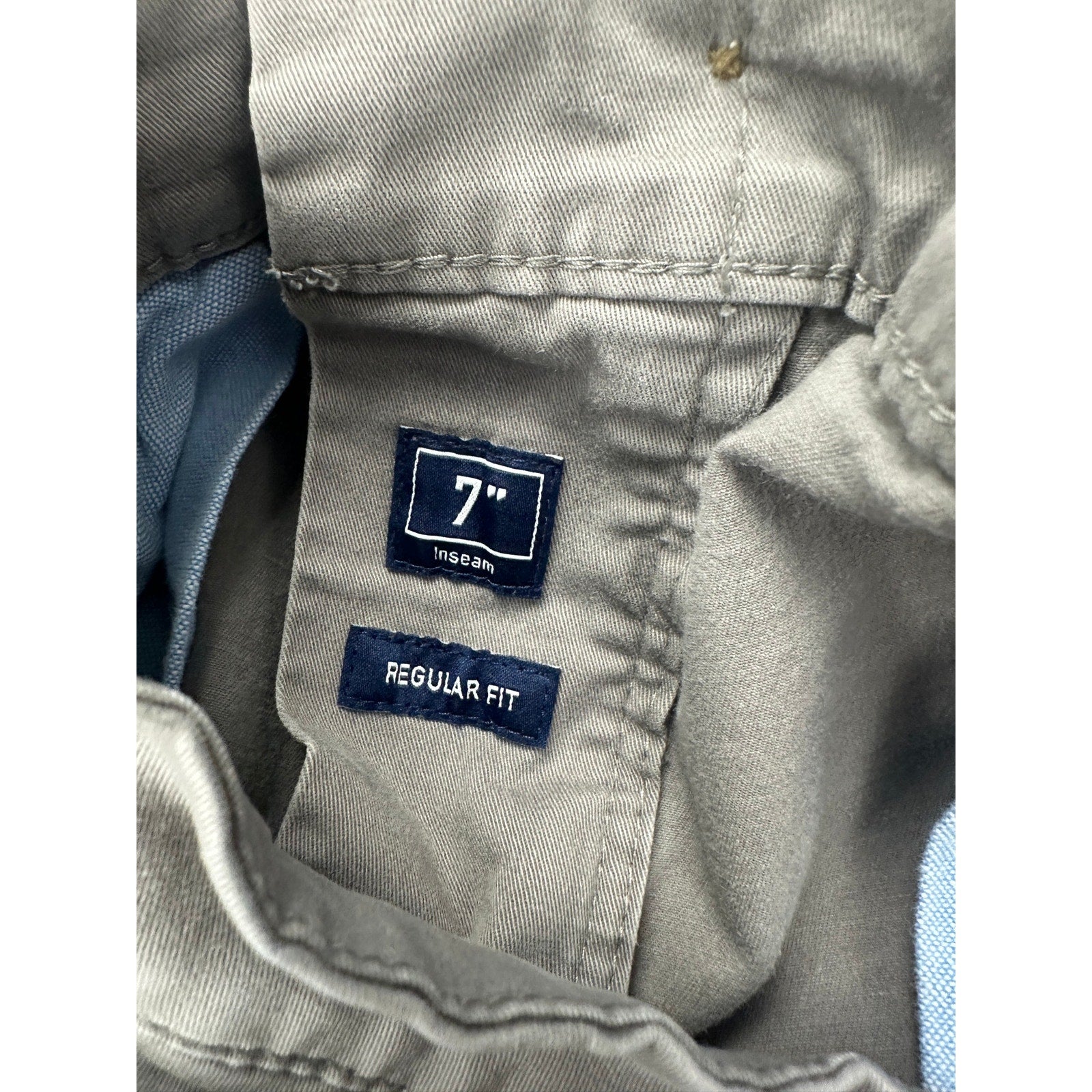 Chubbies The Flat Front Collection Regular Fit 7" Chino Shorts in Taupe Gray — Size 32 // Preowned