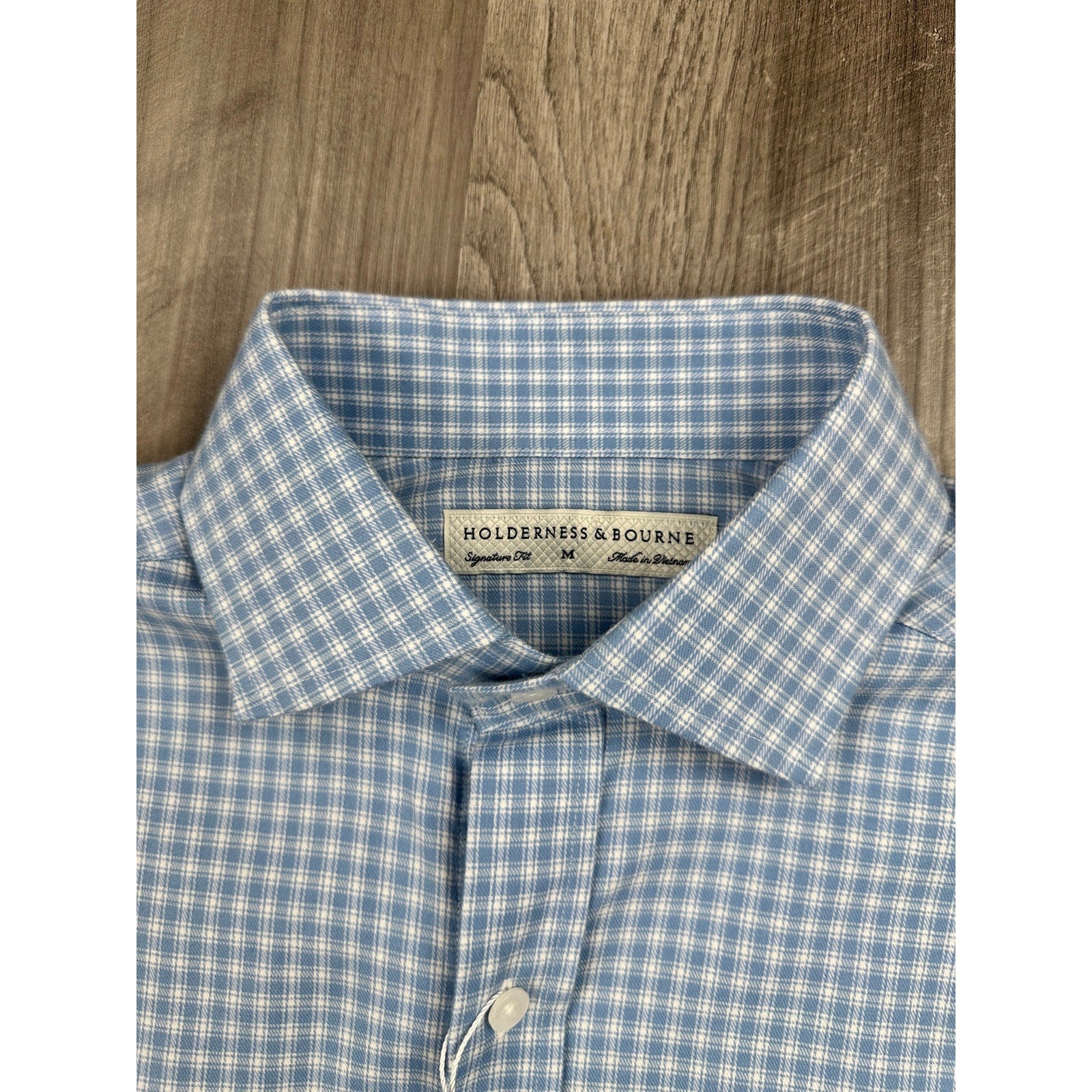 Holderness & Bourne The McColl Signature Fit Plaid Long Sleeve Shirt in Bedford Blue — Size Medium