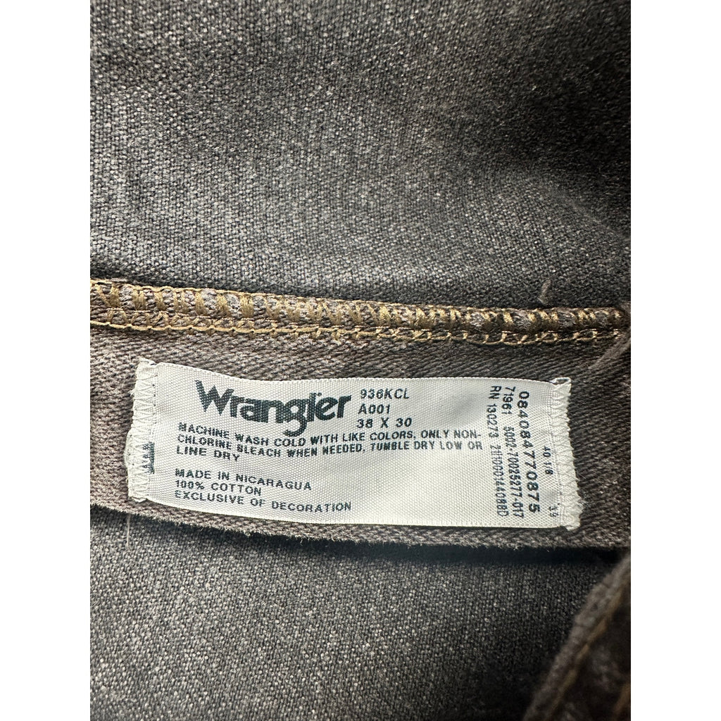 Wrangler Cowboy Cut Slim Fit Jean in Black Chocolate — Size 38x30 // Preowned