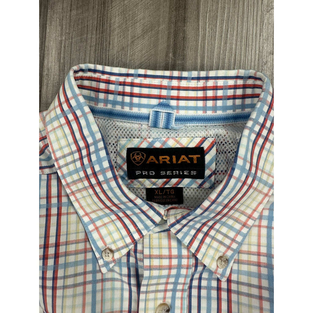 Ariat Pro Series Plaid Long Sleeve Button Down Shirt in White Light Blue Red Blue Charcoal Yellow and Coral — Size XL // Preowned