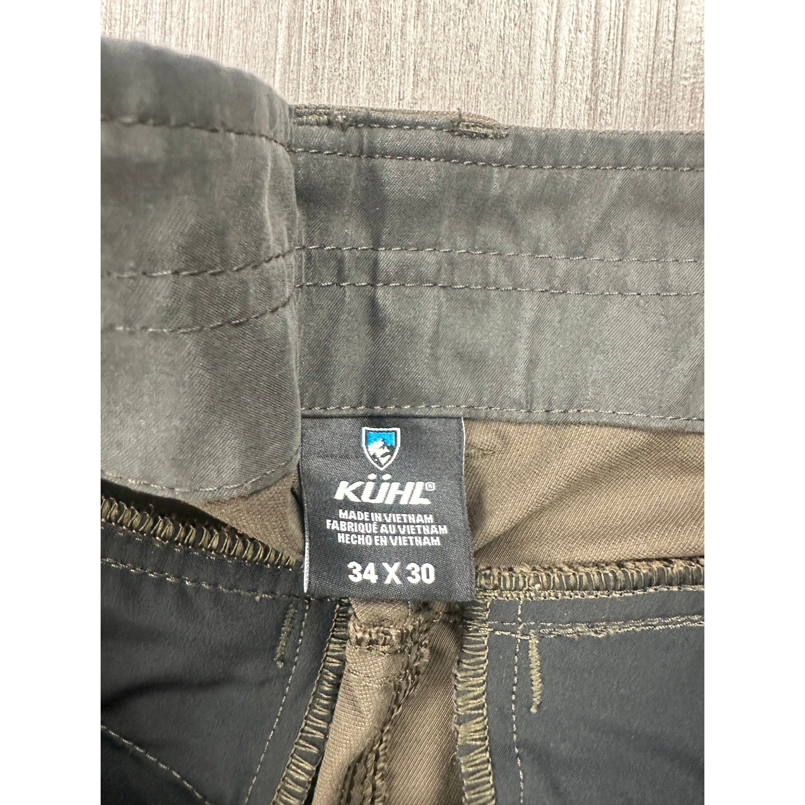 Kuhl Resistor Chino Pants in Olive Khaki — Size 34x30 // Preowned