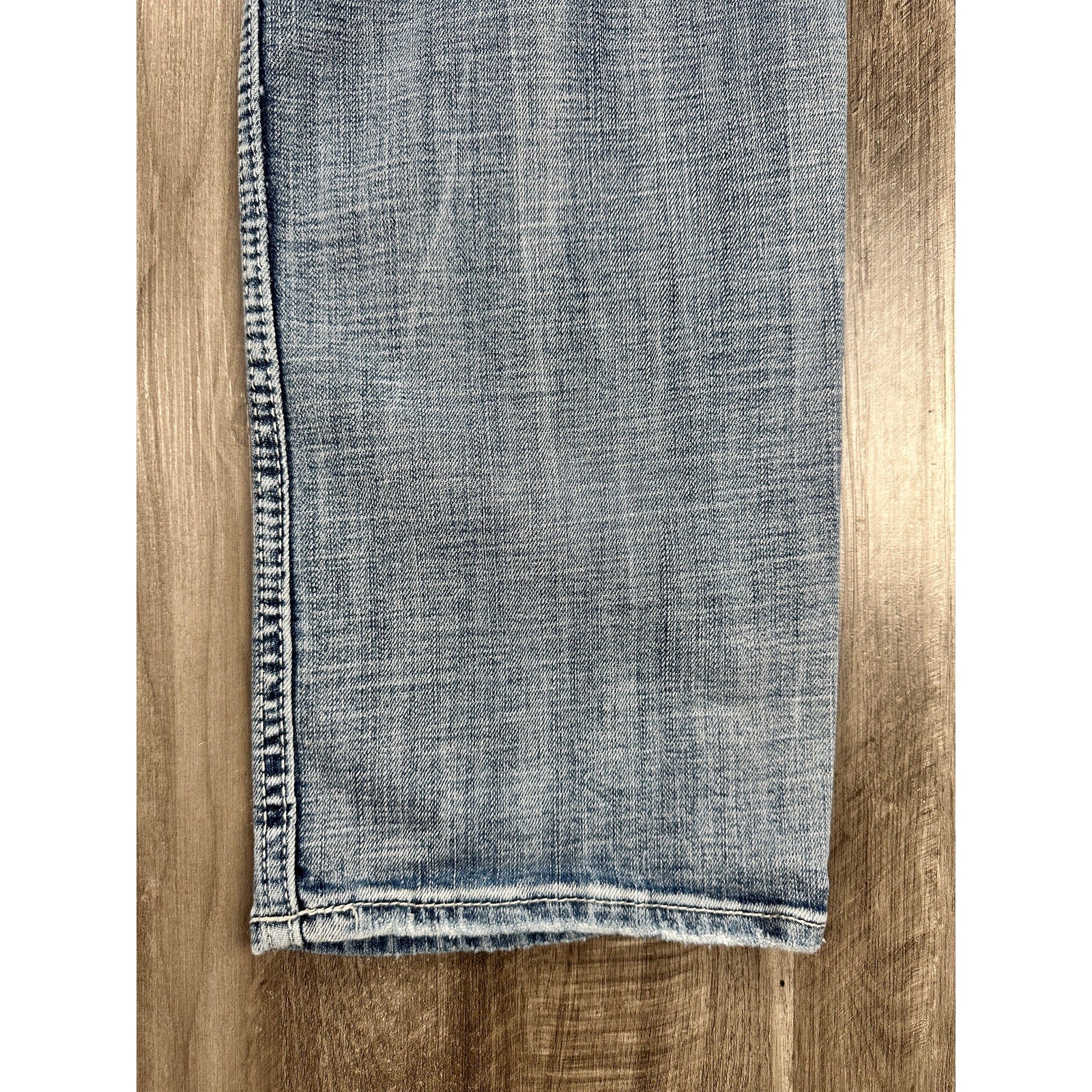 BKE Nolan Straight Leg Stretch Jean in Blue — Size 38x32 // Preowned