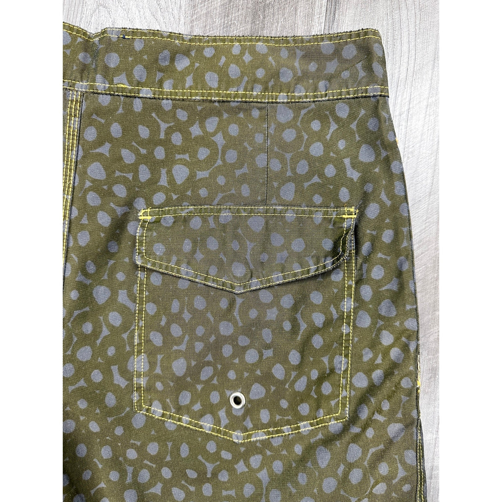 Lightning Bolt Circle Board Shorts in Olive, Gray — Size 30 // Preowned