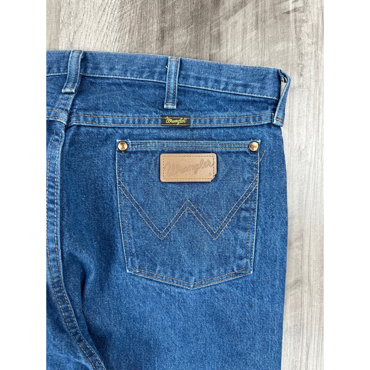 Wrangler Vintage Made in USA Cowboy Cut Original Straight Fit Jeans — Size 38x36 // Preowned