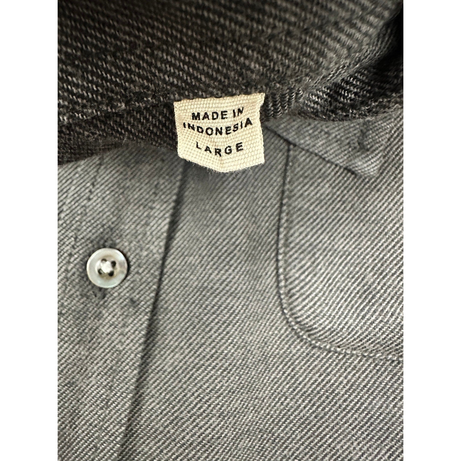 Buck Mason One Pocket Long Sleeve Button Down in Black and Charcoal — Size Large // Preowned