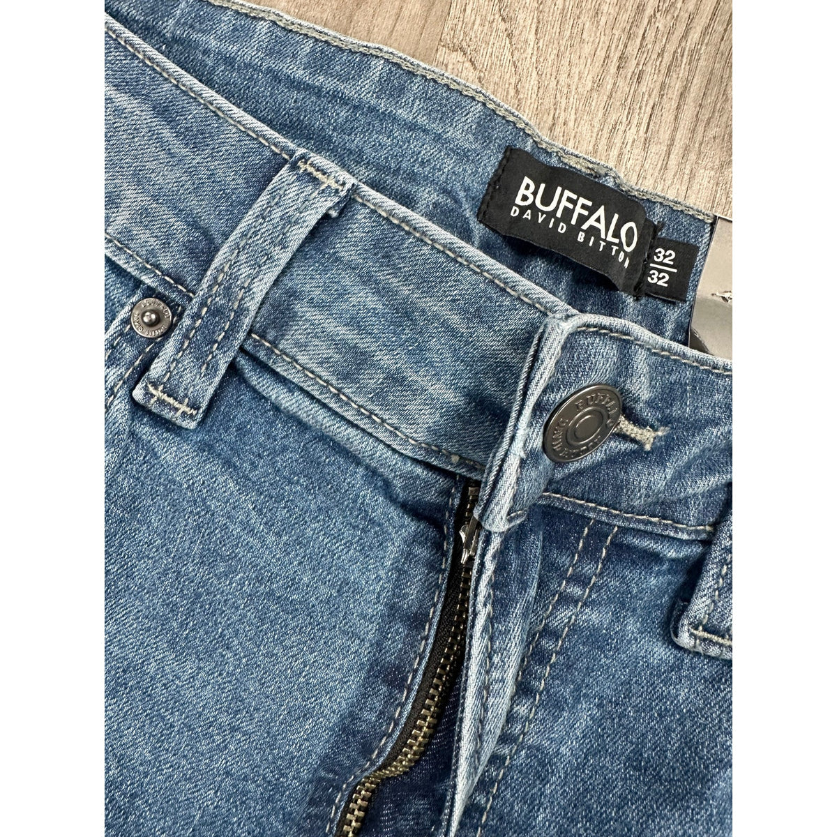 Buffalo David Bitton Driven Relaxed Straight Jeans — Size 32x32