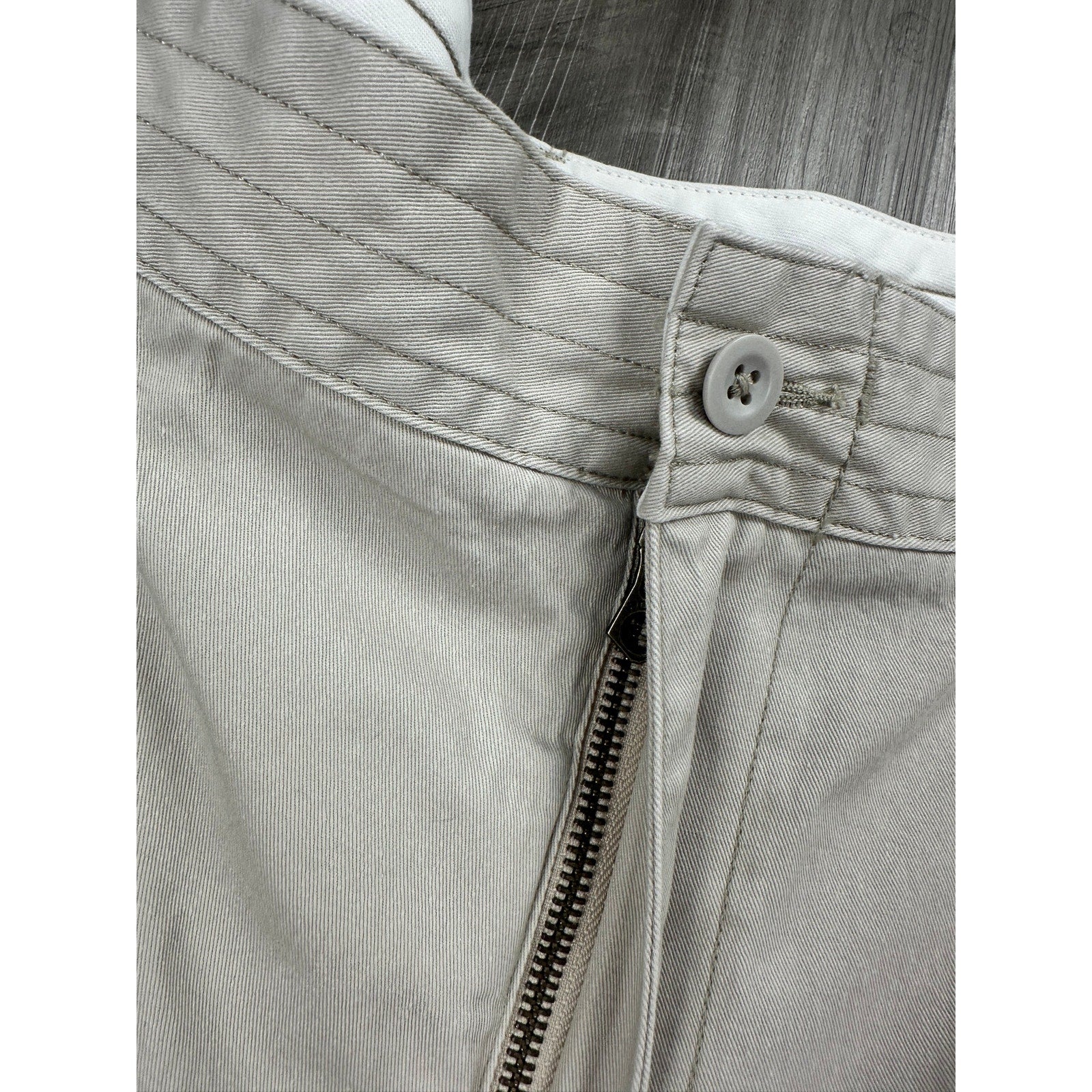 Polo Ralph Lauren Classic Chino Cargo Short in Beige — Size 52B