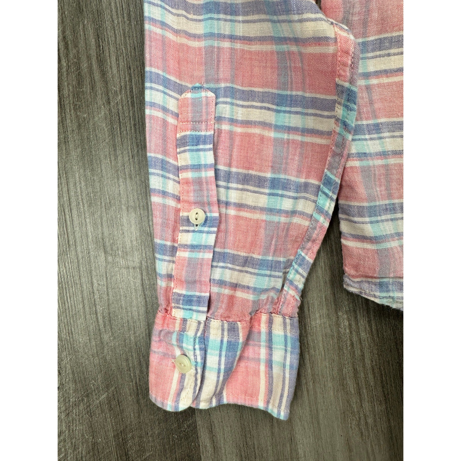 Faherty Linen Plaid Long Sleeve Button Down in Pink, Blue, Purple, White — Size Small // Preowned