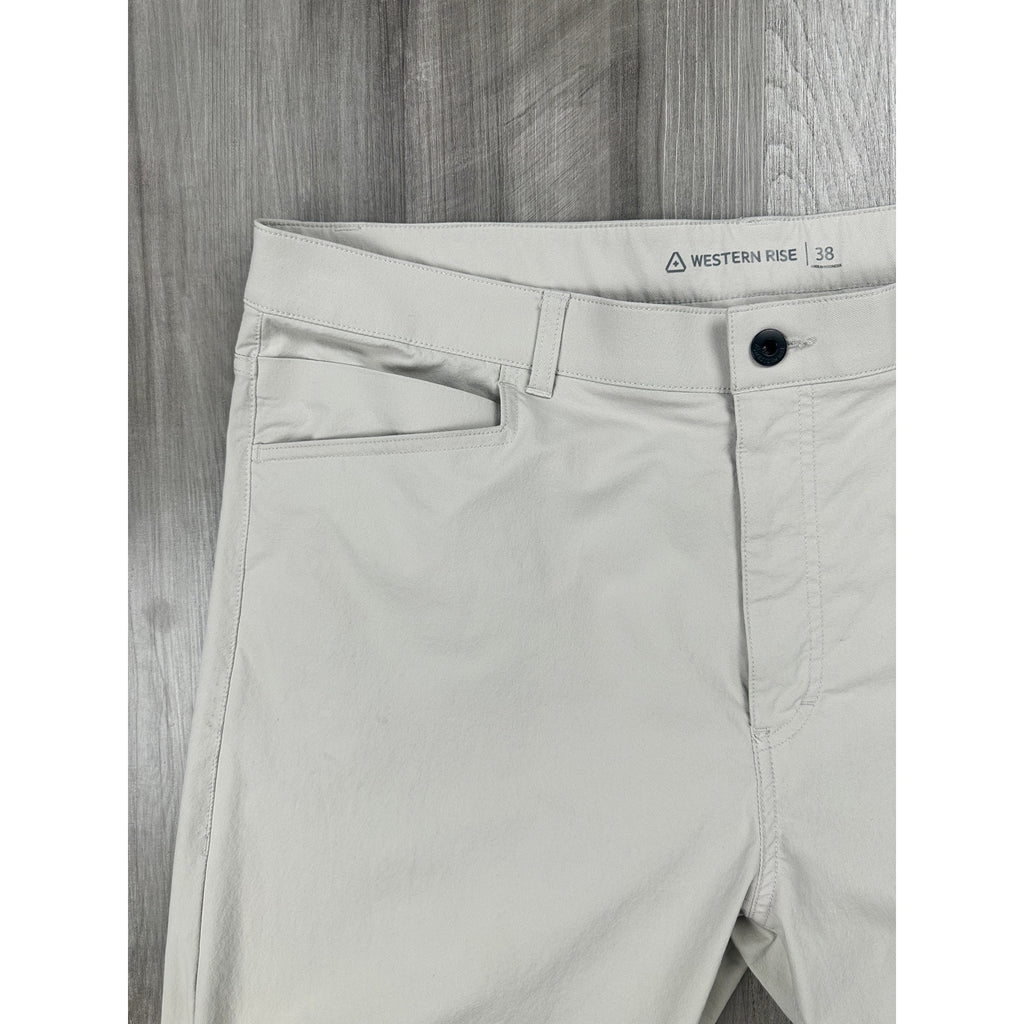 Western Rise Evolution Slim 2 Way Stretch Pants in Khaki — Size 38 // Preowned