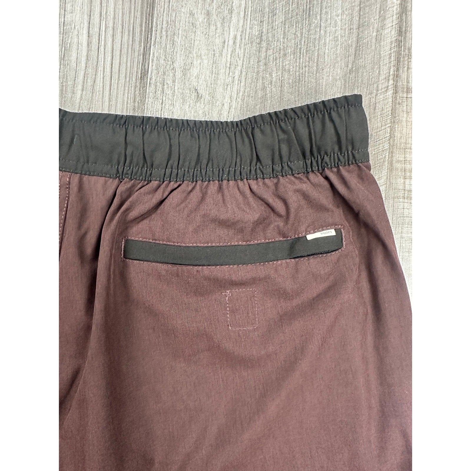 Vuori Banks Performance Athletic Shorts in Dark Burgundy Black — Size Medium // Preowned
