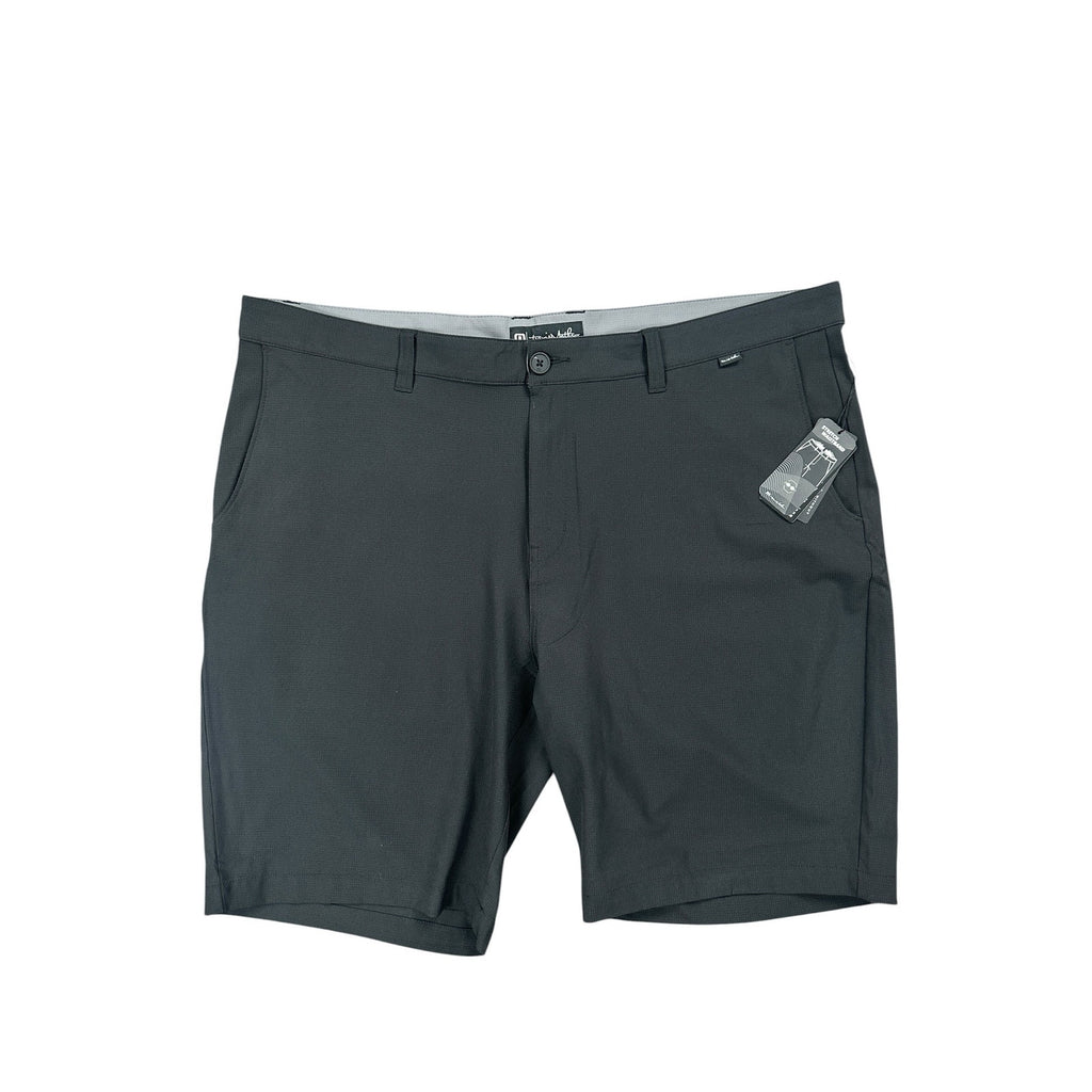Travis Mathew Starnes 9-Inch Golf Shorts in Black — Size 42