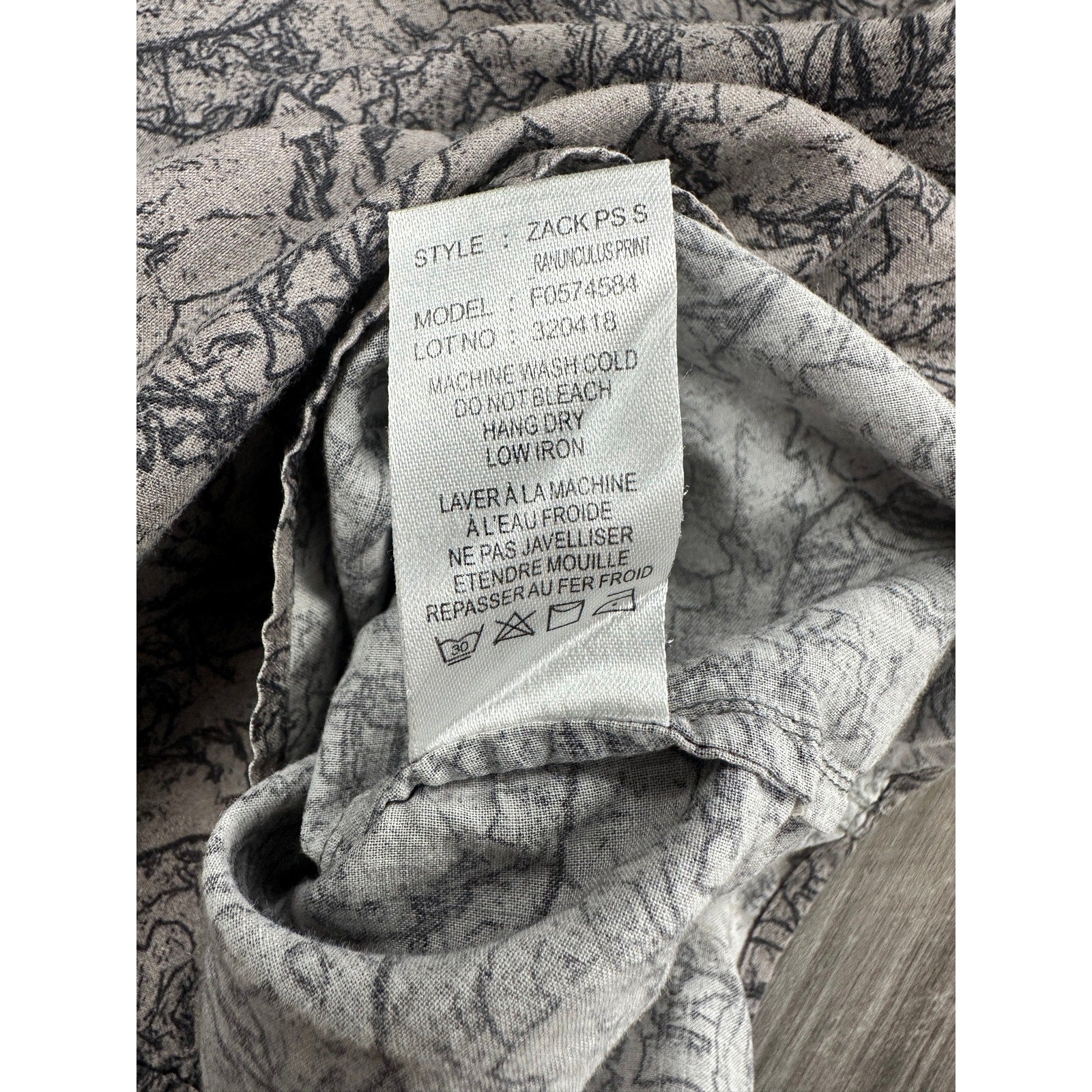 Theory Zack PS Ranunculus Print Short Sleeve Shirt in Light Brown and Black — Size XL // Preowned