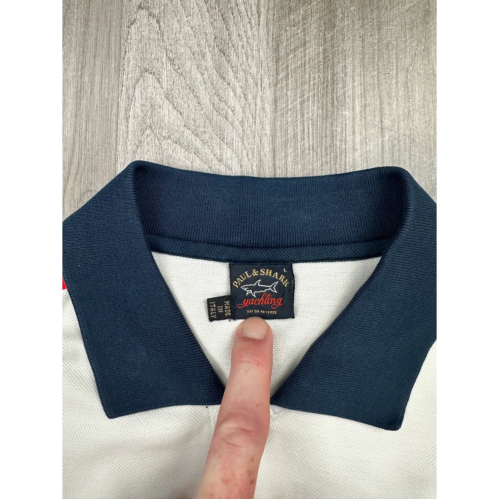 Paul & Shark Yachting Made in Italy Vintage Rainbow Stripe Collar Polo in White with Rainbow — Size Large // Preowned